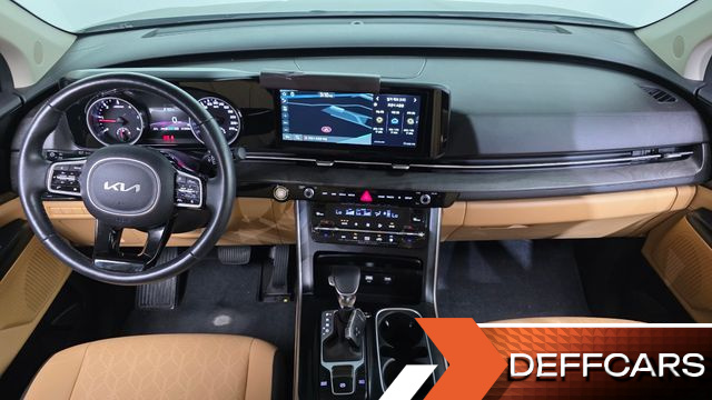 Kia CARNIVAL 9-Seater Prestige купить на сайте DeffCars