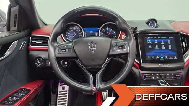 Maserati GHIBLI 3.0S Q4 GranLusso 3rd купить на сайте DeffCars