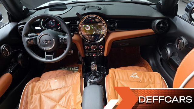 Mini COOPER CONVERTIBLE Classic Third Generation купить на сайте DeffCars