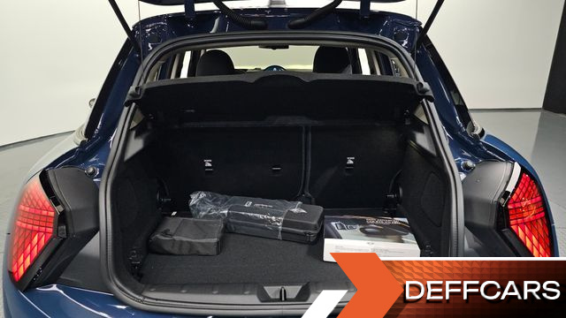 Mini COOPER 5Door Essential купить на сайте DeffCars
