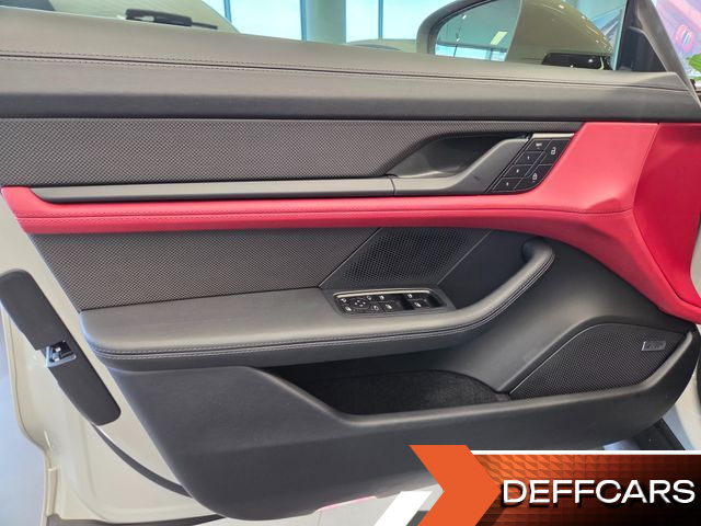 Porsche TAYCAN Turbo Cross Turismo купить на сайте DeffCars