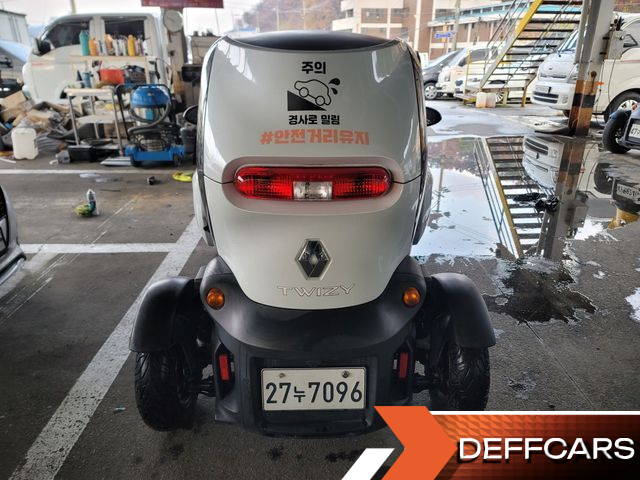 Renault-KoreaSamsung TWIZY Intens(2-seater) купить на сайте DeffCars