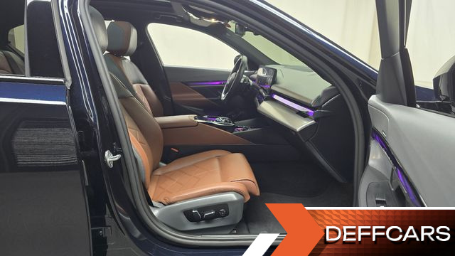 BMW 5-SERIES 530i xDrive M Sport купить на сайте DeffCars