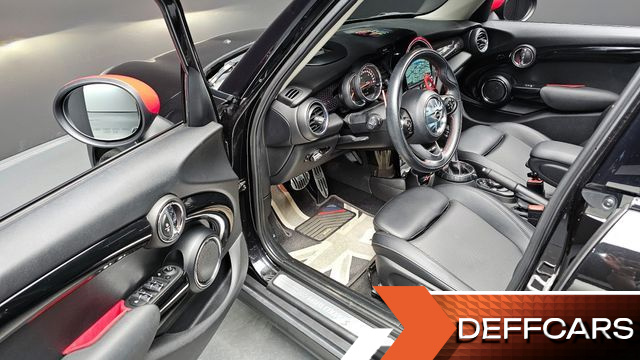 Mini COOPER 5Door Standard 3rd купить на сайте DeffCars