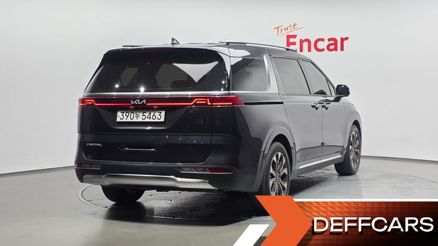 Kia CARNIVAL 9-Seater Signature купить на сайте DeffCars
