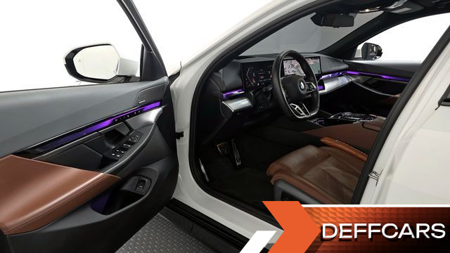 BMW 5-SERIES 530i xDrive M Sport купить на сайте DeffCars