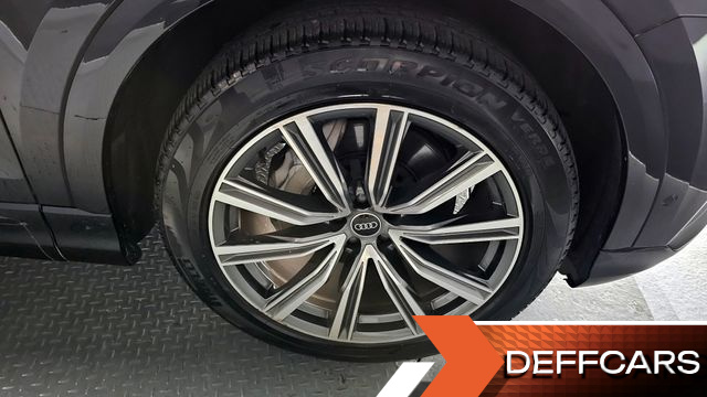 Audi Q8 55 TFSI Quattro Premium купить на сайте DeffCars