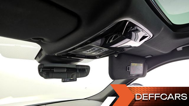 Land Rover RANGE ROVER VELAR 2.0 D240 R-Dynamic SE купить на сайте DeffCars