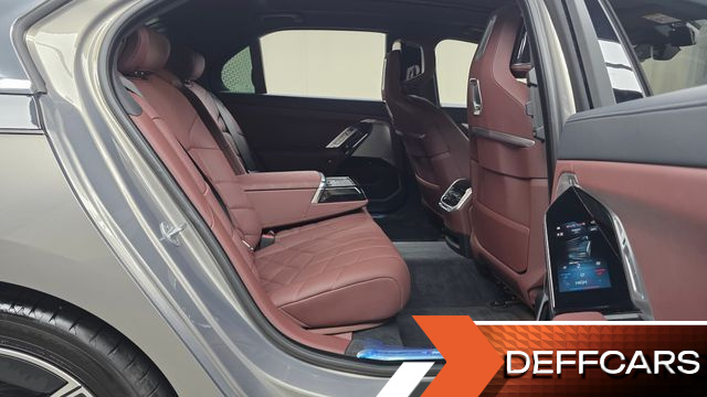 BMW 7-SERIES 740d xDrive M Sport купить на сайте DeffCars