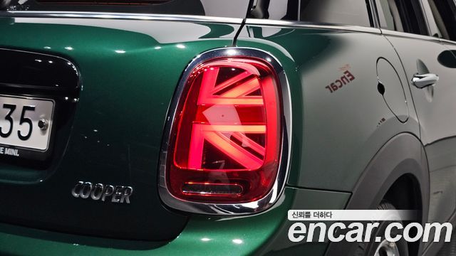 Mini COOPER 5Door Standard 3rd купить на сайте DeffCars