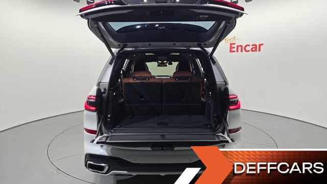 BMW X7 xDrive 40i M Sport 6STR купить на сайте DeffCars