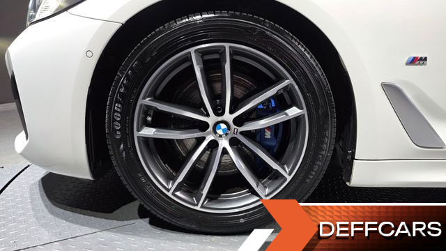 BMW 5-SERIES 520i M Sport купить на сайте DeffCars