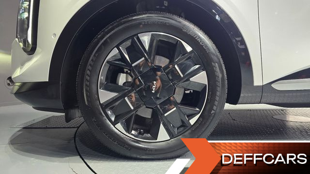 Kia SPORTAGE Gasoline 1.6 Turbo 2WD Signature купить на сайте DeffCars