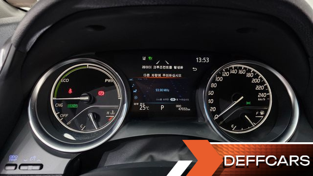 Toyota CAMRY 2.5 LE Hybrid купить на сайте DeffCars