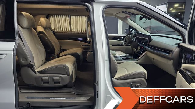Kia CARNIVAL Gasoline 7-Seater Hi-Limousine Signature купить на сайте DeffCars