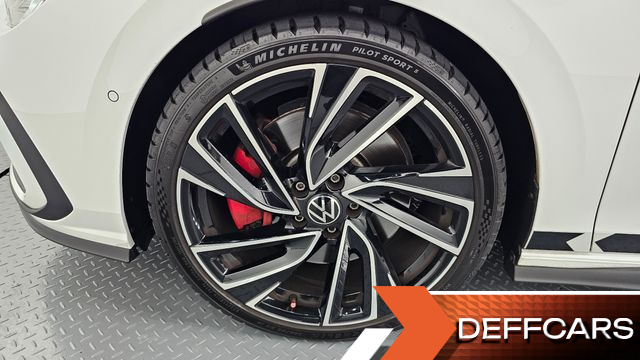 Volkswagen GOLF 2.0 GTI купить на сайте DeffCars