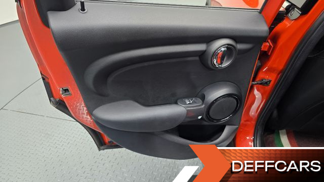 Mini COOPER 5Door Standard 3rd купить на сайте DeffCars
