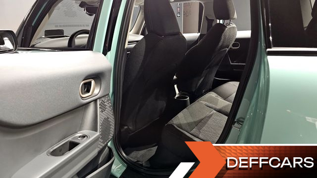 Mini COOPER 5Door Essential купить на сайте DeffCars