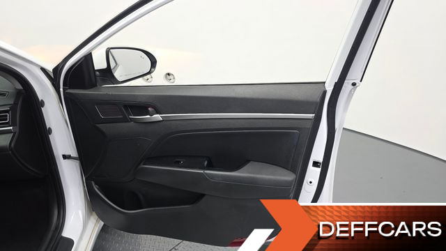 Hyundai AVANTE 1.6 Style купить на сайте DeffCars