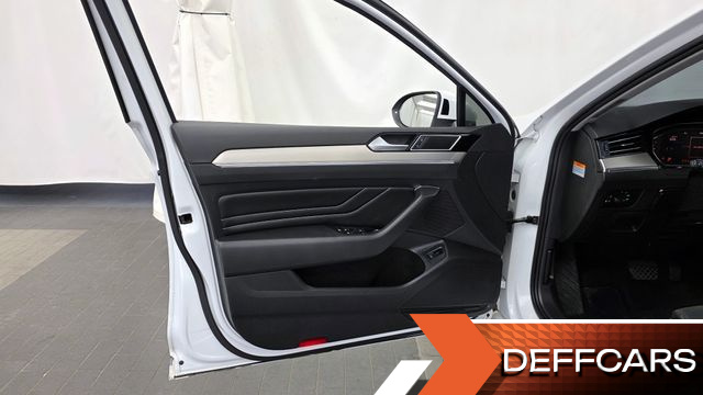 Volkswagen PASSAT 2.0 TDI Premium купить на сайте DeffCars