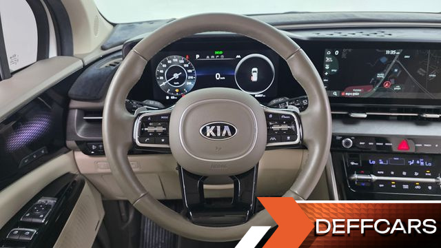 Kia CARNIVAL Gasoline 9-Seater Signature купить на сайте DeffCars