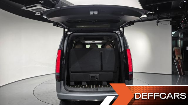 Hyundai STARIA 4WD Lounge 9-Seater Inspiration купить на сайте DeffCars
