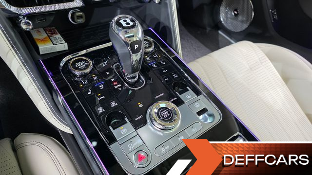 Bentley FLYING SPUR 4.0 Azure купить на сайте DeffCars