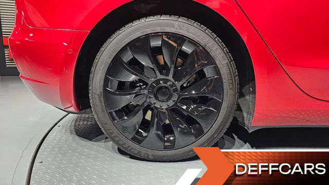 Tesla MODEL 3 Long Range AWD купить на сайте DeffCars