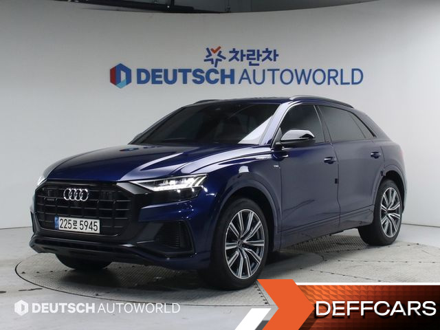 Audi Q8 55 TFSI Quattro Premium купить на сайте DeffCars