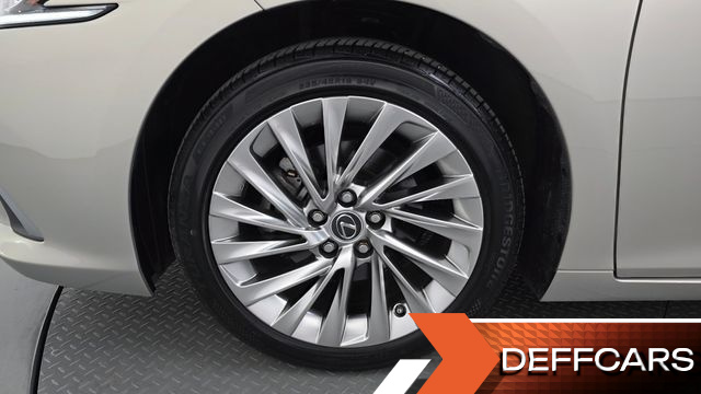 Lexus ES Luxury Plus купить на сайте DeffCars