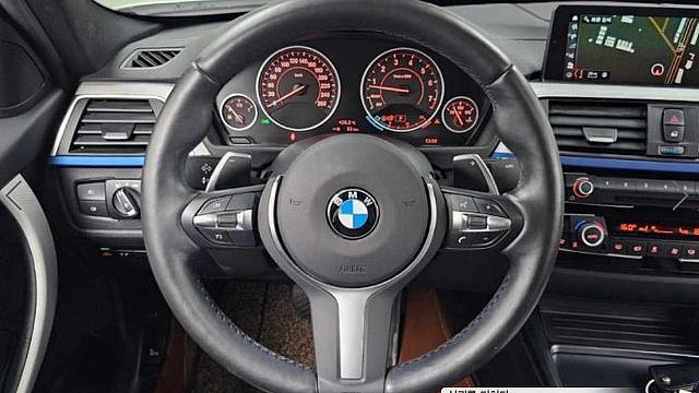 BMW 3-SERIES 320i M Sport купить на сайте DeffCars