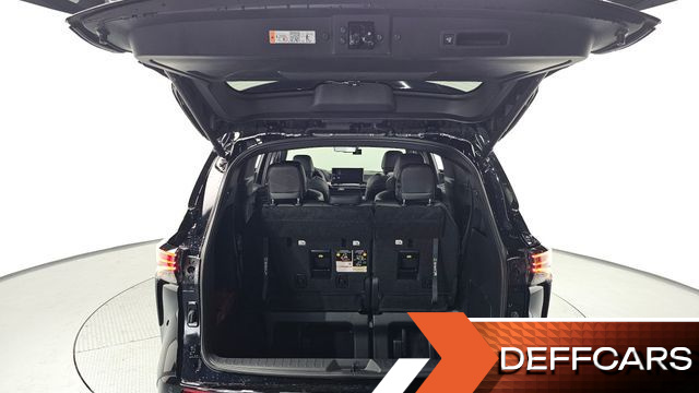 Toyota SIENNA 2.5 Hybrid 2WD купить на сайте DeffCars