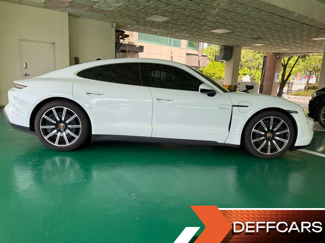 Porsche TAYCAN 4S купить на сайте DeffCars