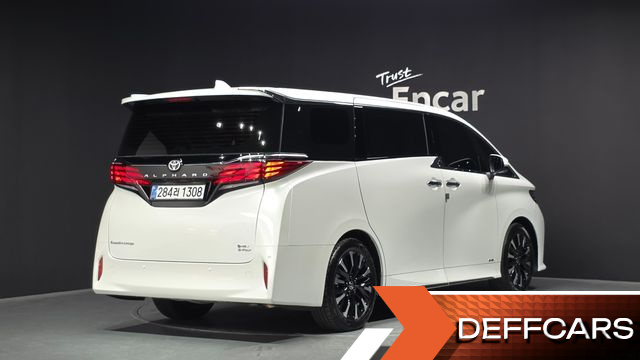 Toyota ALPHARD 2.5 HEV Executive AWD купить на сайте DeffCars