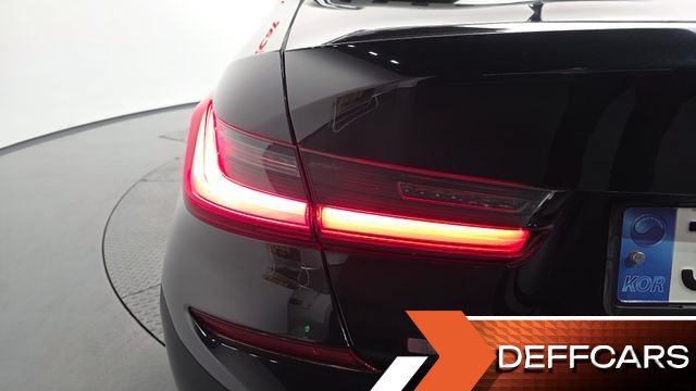 BMW 3-SERIES 320i M Sport купить на сайте DeffCars