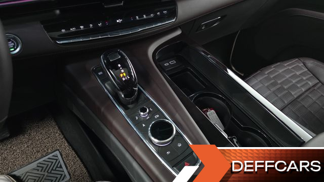 Cadillac ESCALADE 6.2 ESV ESV Sports Platinum купить на сайте DeffCars