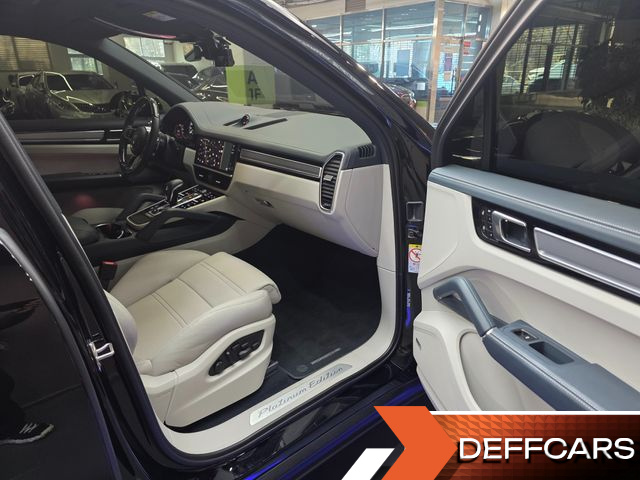 Porsche CAYENNE 3.0 E-HYBRID PLATINUM EDITION купить на сайте DeffCars