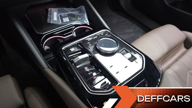 BMW 5-SERIES 520i M Sport купить на сайте DeffCars