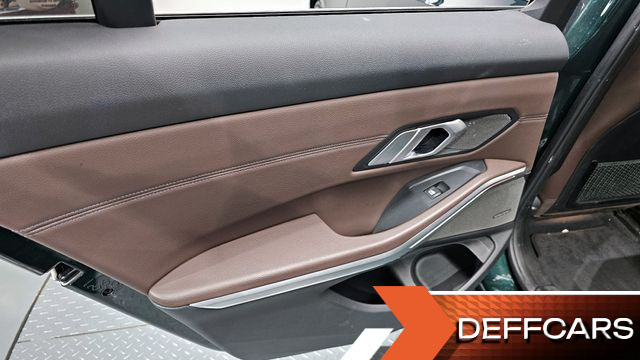 BMW 3-SERIES 320i Luxury купить на сайте DeffCars