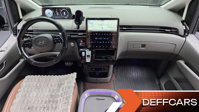 Hyundai STARIA 4WD Lounge 9-Seater Inspiration купить на сайте DeffCars