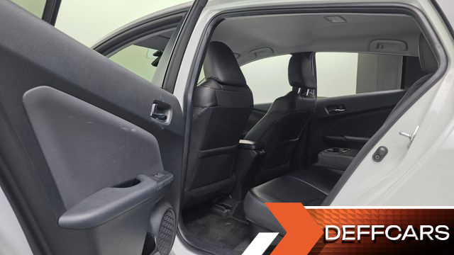 Toyota PRIUS 1.8 купить на сайте DeffCars