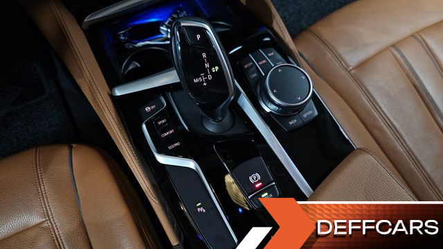 BMW 5-SERIES 520i Luxury купить на сайте DeffCars