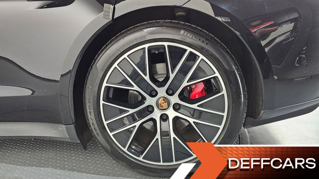 Porsche TAYCAN 4S купить на сайте DeffCars