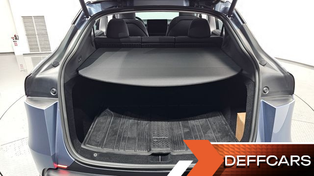Tesla MODEL Y Long Range AWD купить на сайте DeffCars