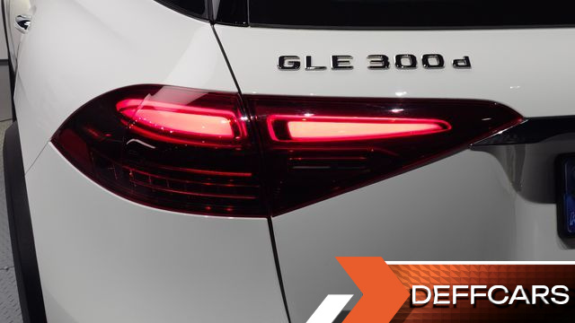 Mercedes GLE-CLASS GLE300d 4MATIC купить на сайте DeffCars