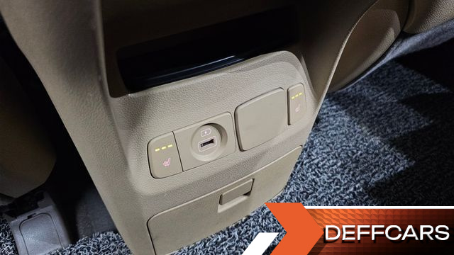 Kia CARNIVAL 9-Seater Noblesse купить на сайте DeffCars