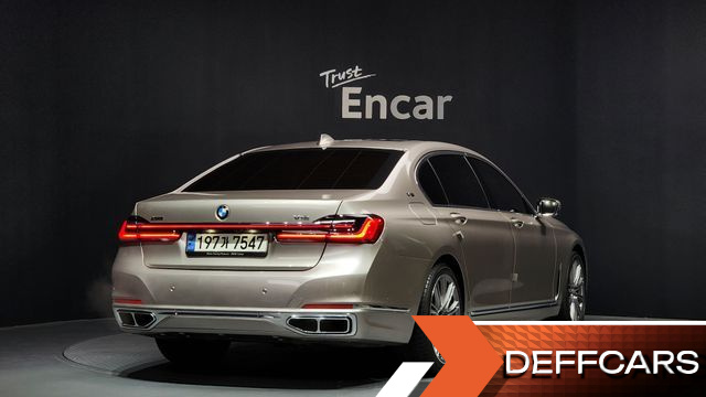 BMW 7-SERIES M760Li xDrive V12 Excellence купить на сайте DeffCars