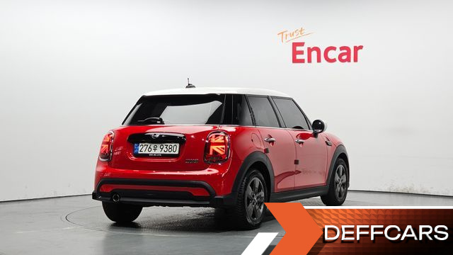 Mini COOPER 5Door Classic Third Generation купить на сайте DeffCars