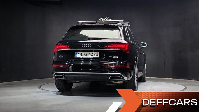 Audi Q5 45 TFSI Quattro Premium купить на сайте DeffCars