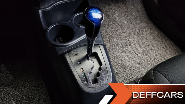 Toyota PRIUS 1.5 купить на сайте DeffCars